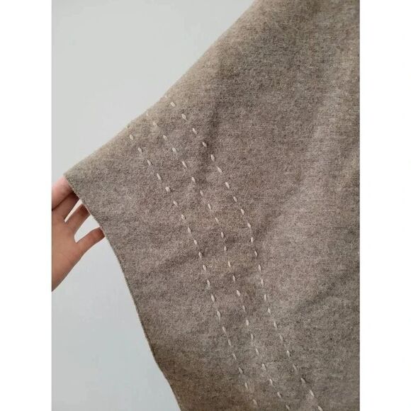 Shupaca Brown Poncho One Size NWOT - Picture 4 of 8